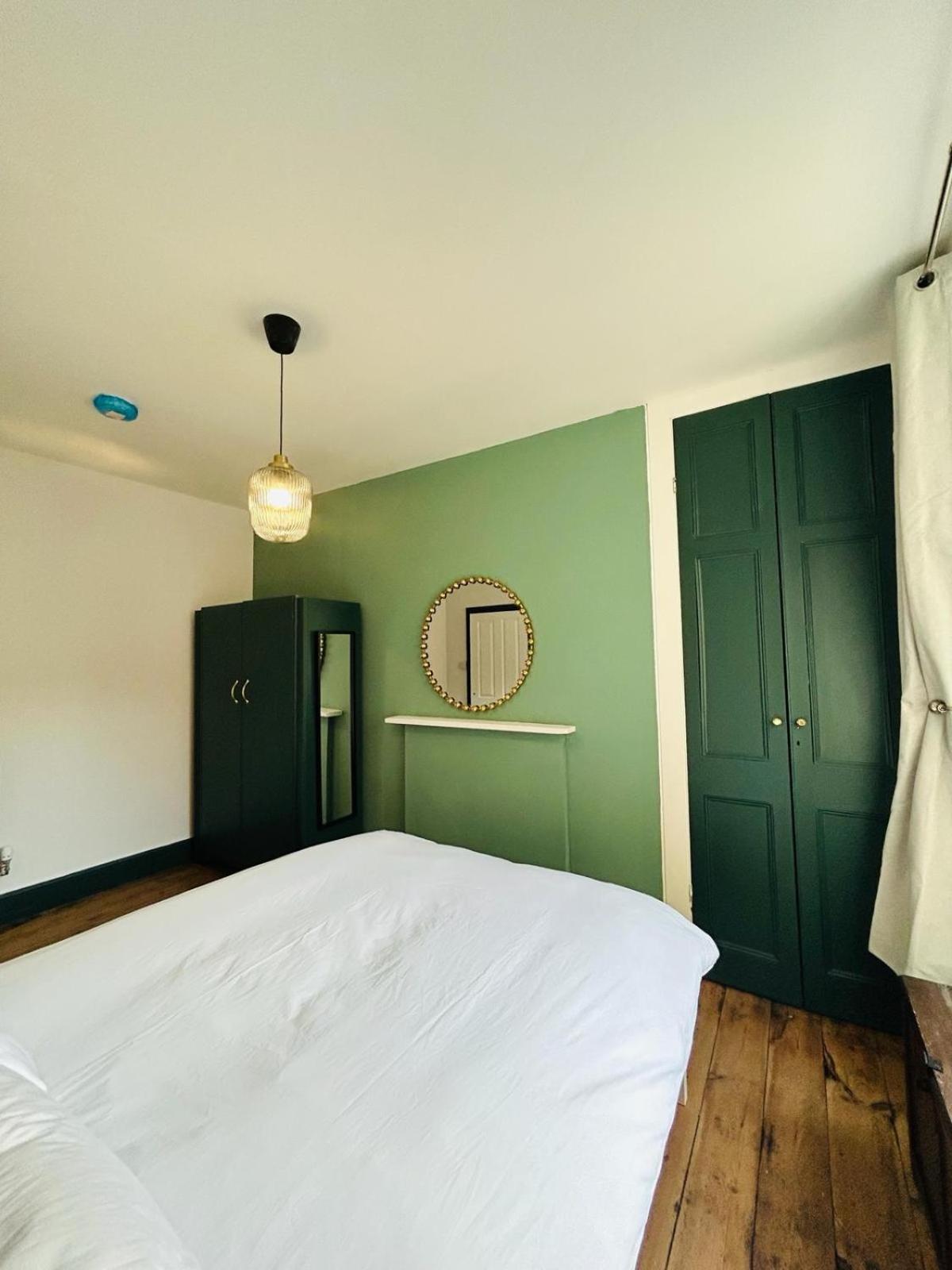 Dolgellau Grand Heights Apt ภายนอก รูปภาพ