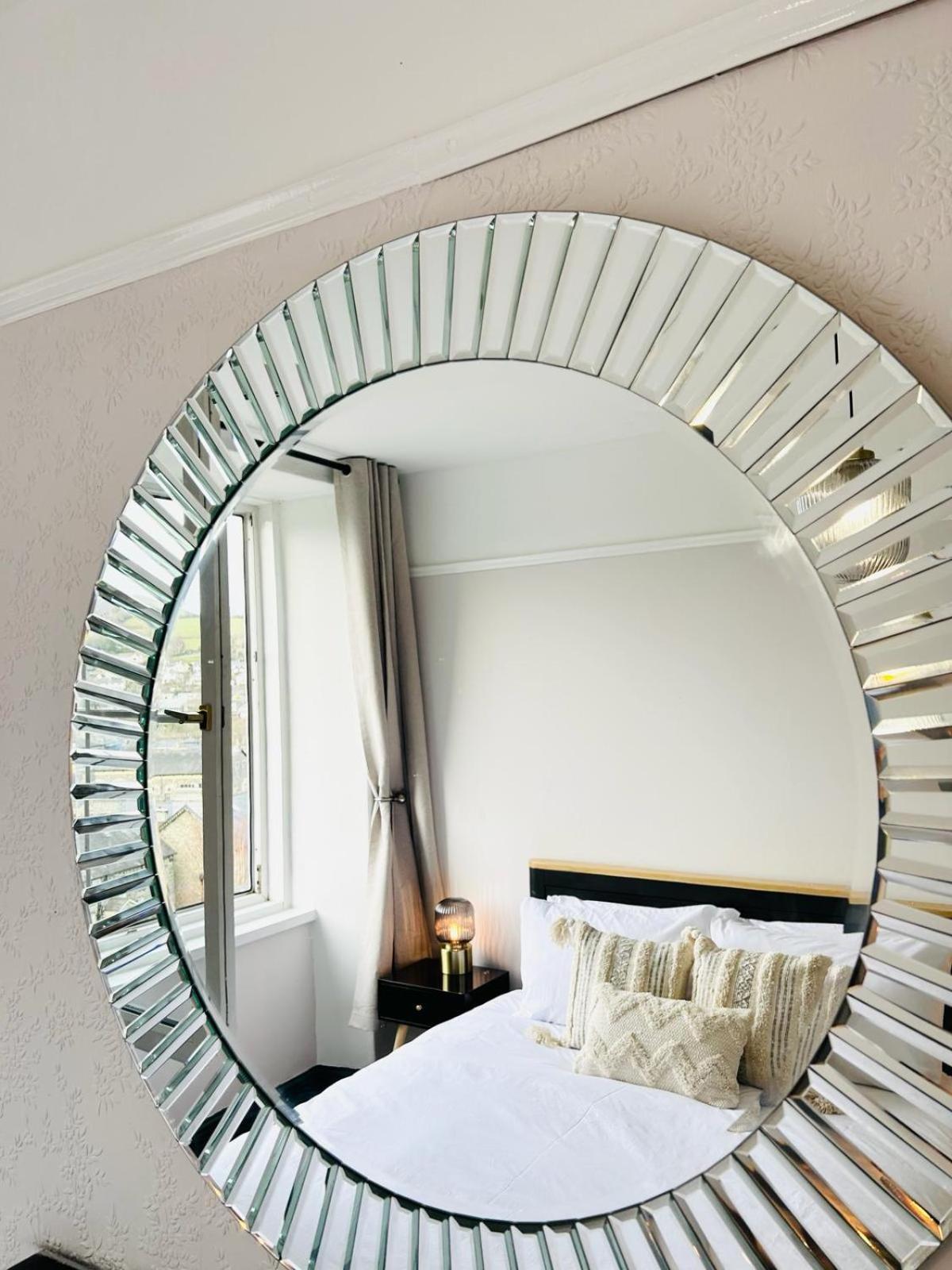 Dolgellau Grand Heights Apt ภายนอก รูปภาพ